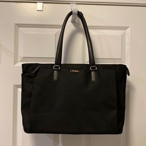 Tumi Voyager Toe Bag